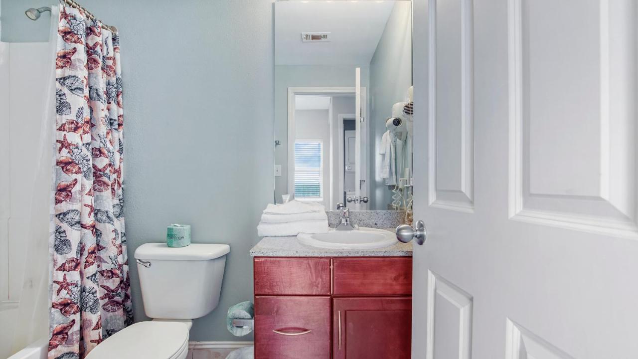 Nautical Breeze At Laketown Wharf #1911 By Nautical Panama City Beach