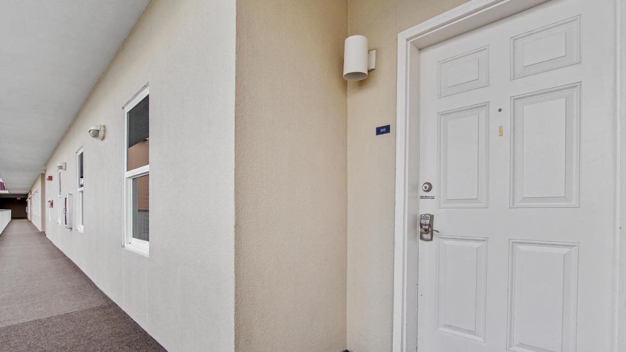 Holiday home Nautical Breeze At Laketown Wharf #1911 By Nautical