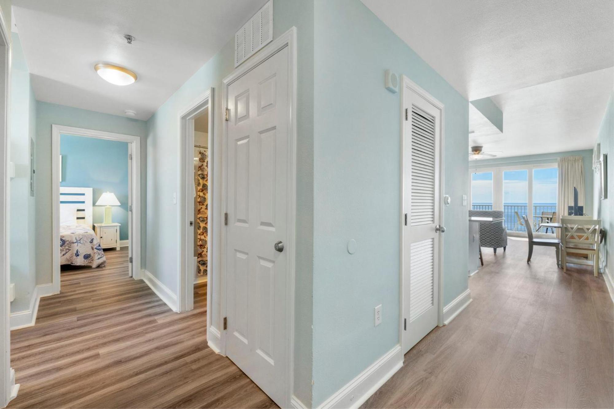 Nautical Breeze At Laketown Wharf #1911 By Nautical Holiday home