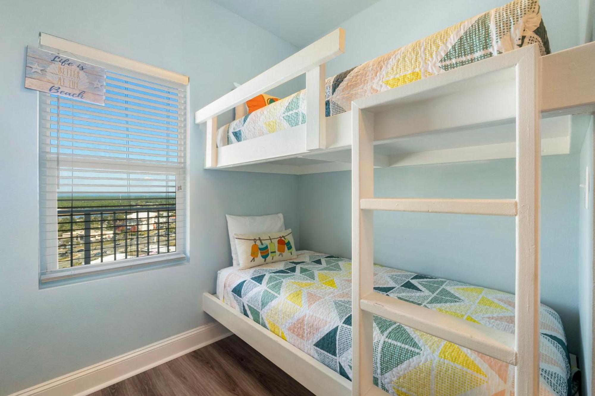 Holiday home Nautical Breeze At Laketown Wharf #1911 By Nautical Panama City Beach