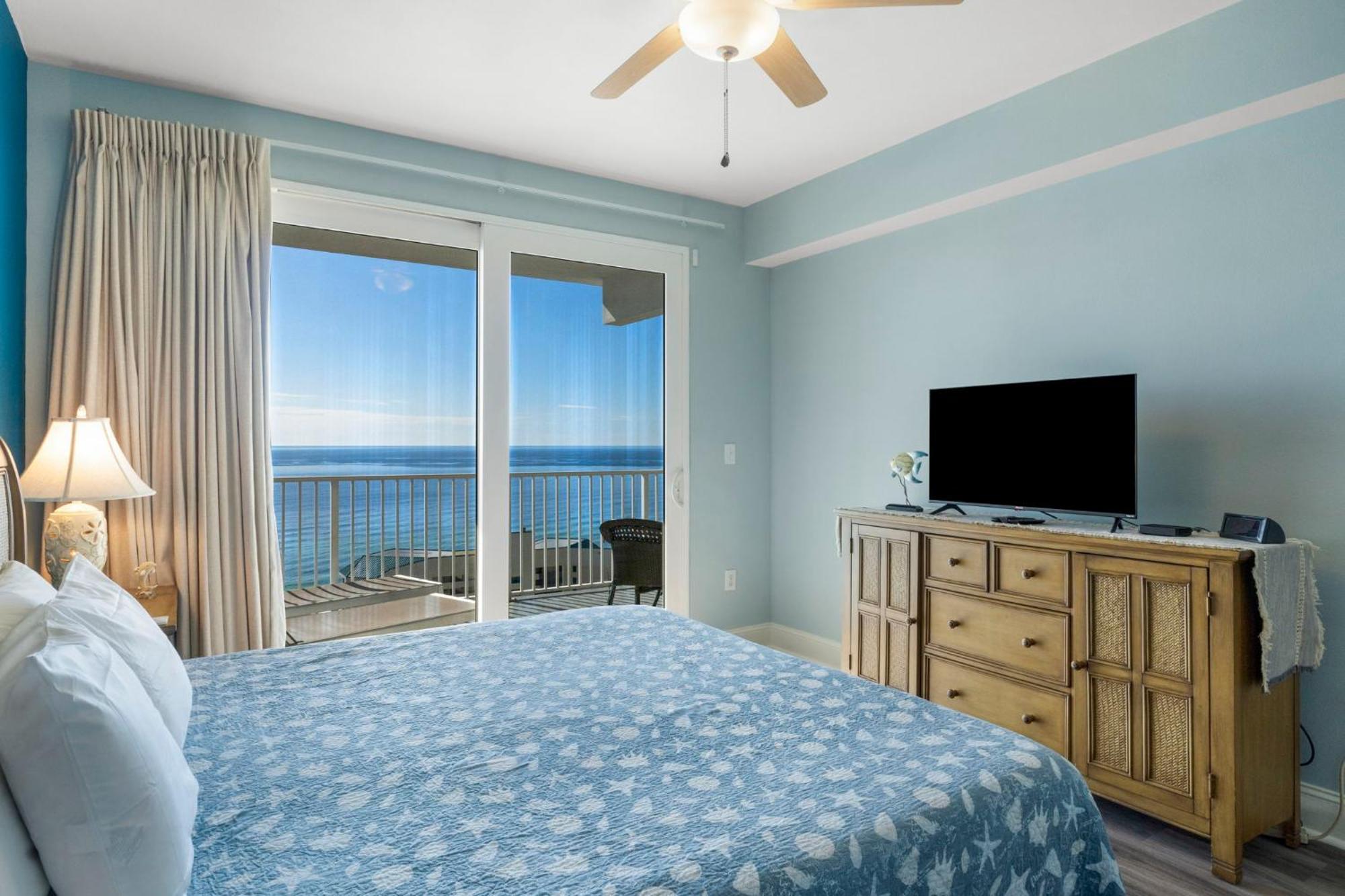 Nautical Breeze At Laketown Wharf #1911 By Nautical Panama City Beach